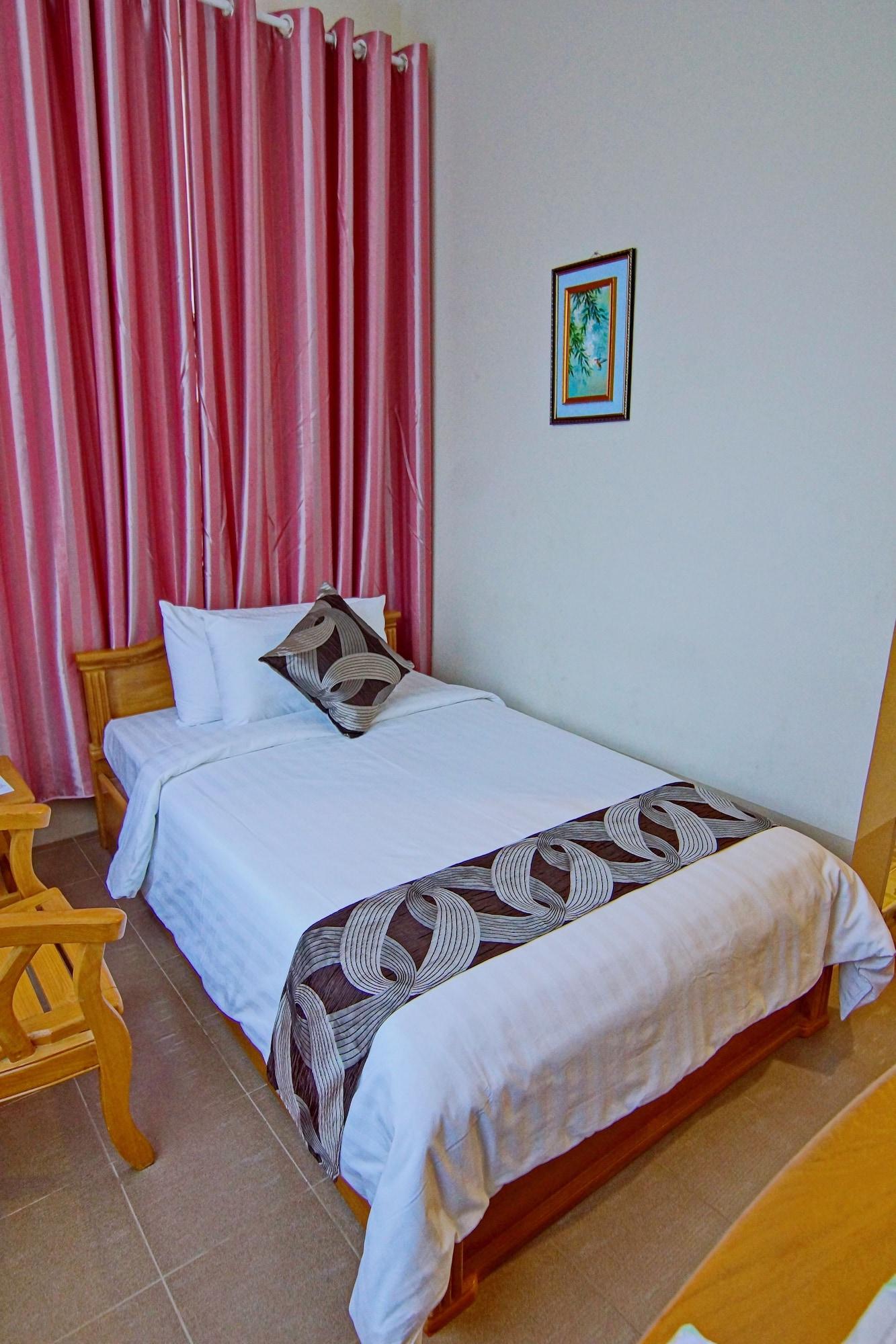Triumph Hotel 4*