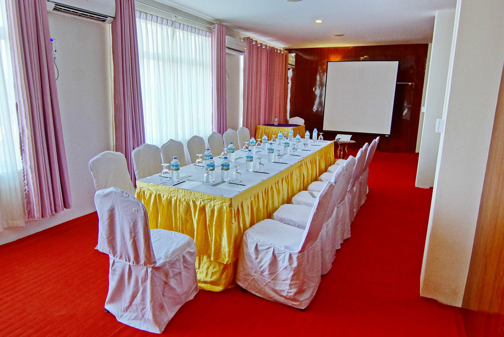 Hotel Triumph 4*